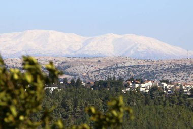 Mount Hermon üzerinde kar 