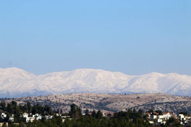 Mount Hermon üzerinde kar 