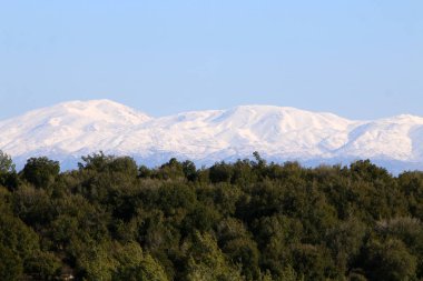 Mount Hermon üzerinde kar 
