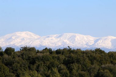 Mount Hermon üzerinde kar 