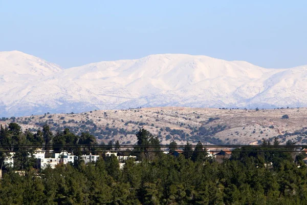 Mount Hermon üzerinde kar 