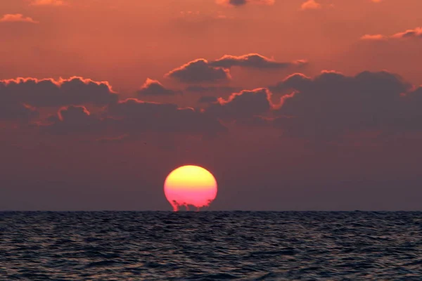 Tramonto sul Mar Mediterraneo — Foto Stock