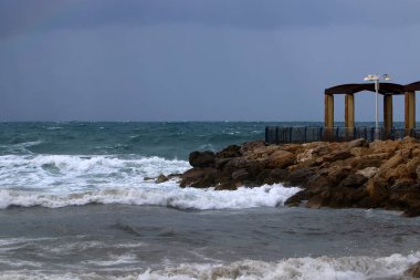 Akdeniz kıyısında 