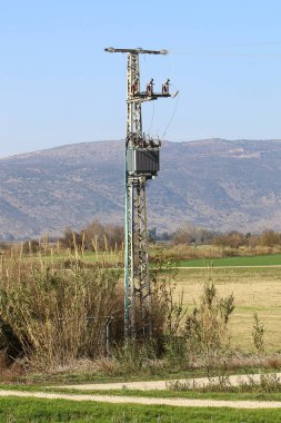 metal elektrik direği 