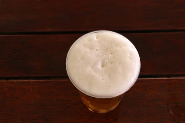 In a glass of beer — Stock Photo, Image