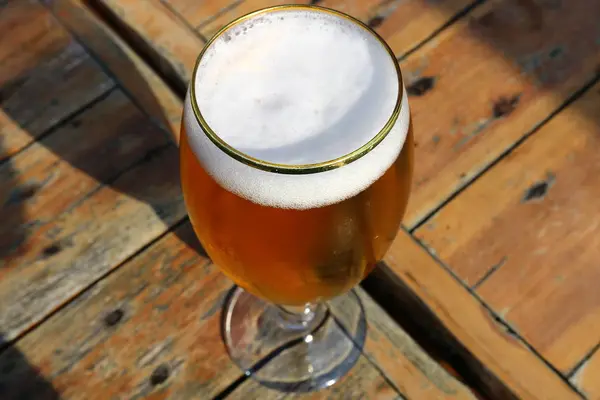 En un vaso de cerveza —  Fotos de Stock