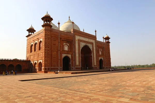 Тадж Махал - мавзолей - мечеть, розташована в місті Agra, Сполучені Штати Америки — стокове фото