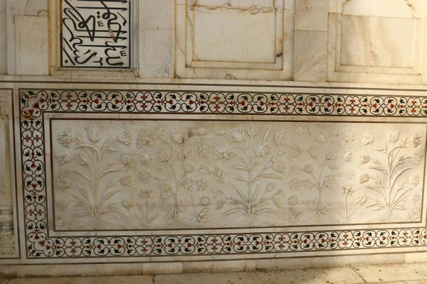 Agra, Hindistan bulunan taj Mahal - Türbesi - Camii 