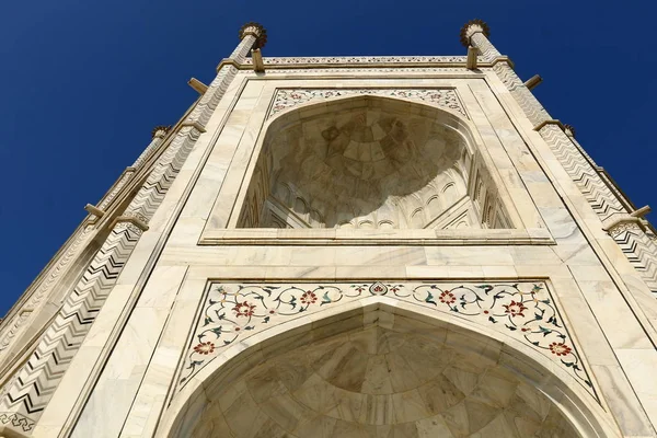 Taj Mahal - Mausoleo - Moschea, situata ad Agra, India — Foto Stock