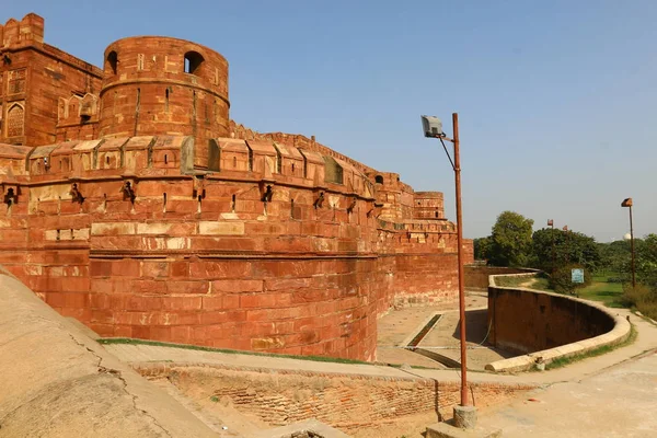 Czerwony Fort w indyjskim mieście Agra — Zdjęcie stockowe