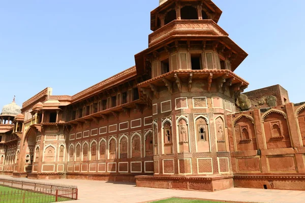 Fort Rouge dans la ville indienne d'Agra — Photo