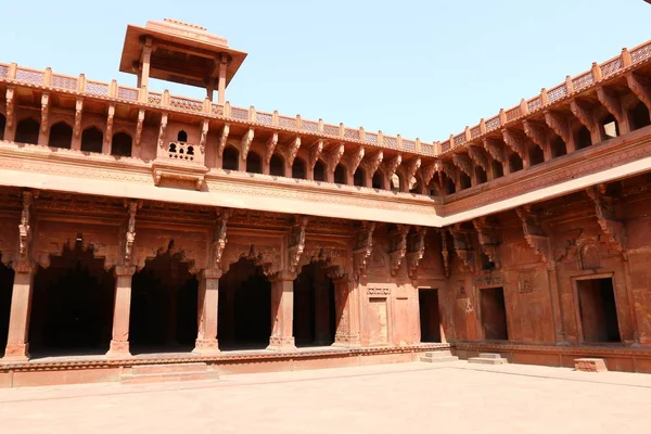 Červená pevnost v indickém městě Agra — Stock fotografie