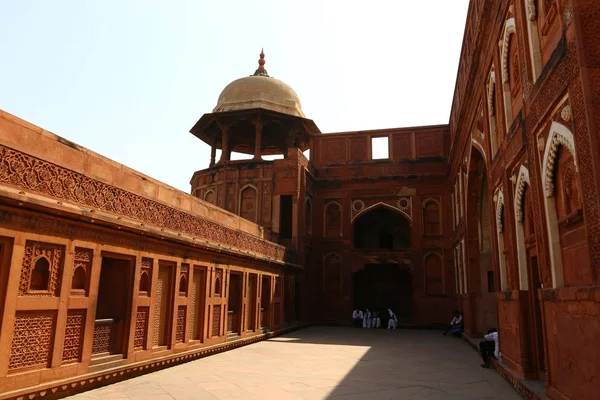 Červená pevnost v indickém městě Agra — Stock fotografie