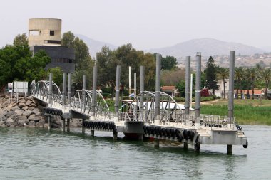 Tiberias Gölü kıyısındaki 