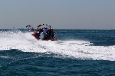 Akdeniz kıyısında 