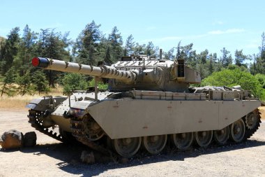 Tank - zırhlı savaş aracı 
