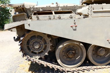 Tank - zırhlı savaş aracı 