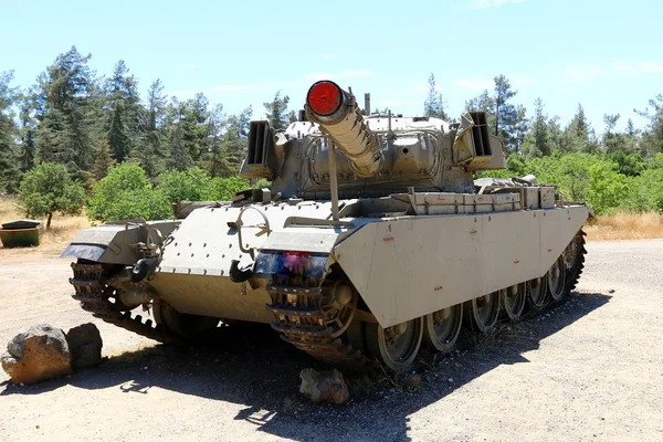 Tank - páncélozott harci jármű — Stock Fotó