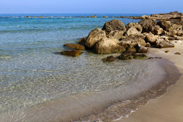 Shore of the Mediterranean Sea — Stock Photo, Image