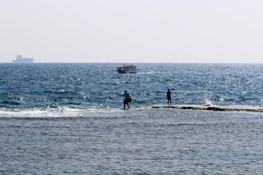 Balıkçılar sahilde 