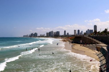 Tel Aviv ile yürümek 