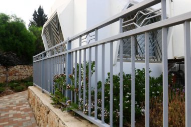 Çitin her zaman sınırı olduğunu 