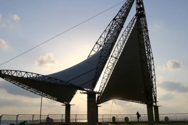 geometri şehrin sokaklarında 