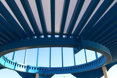 geometri şehrin sokaklarında 