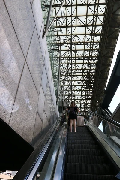 geometri şehrin sokaklarında 