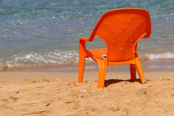  Akdeniz kıyısında 