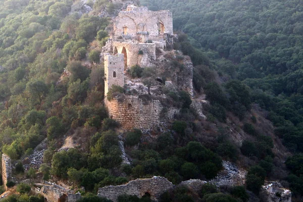 Fortress in the mountains — Stock Photo, Image