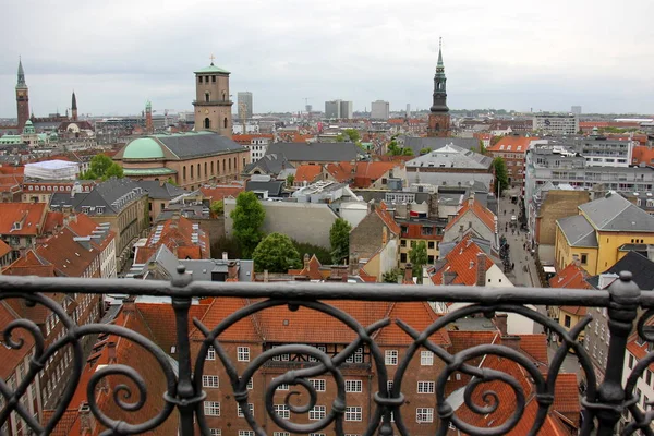 Çatı - binanın üst yapısı 