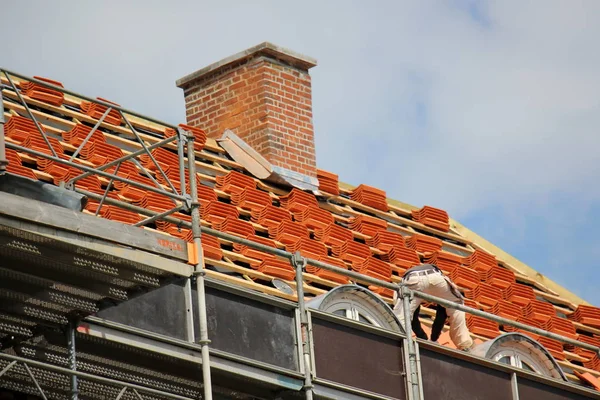 Çatı - binanın üst yapısı 