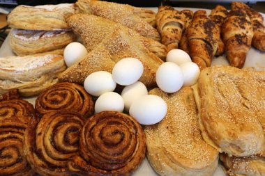 Mağazada ekmek 
