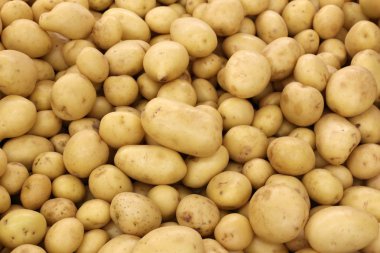 Tezgaha sebze vardır 