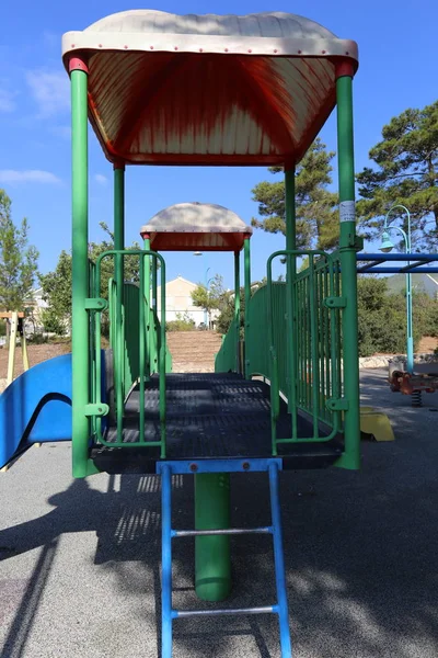 En el parque infantil —  Fotos de Stock