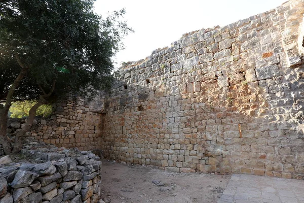 Large stone wall — Stock Photo, Image