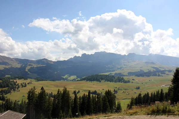 Alplerde tatil — Stok fotoğraf