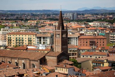 Verona şehri çatılar 