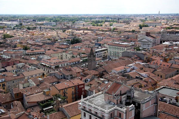 Verona şehri çatılar 