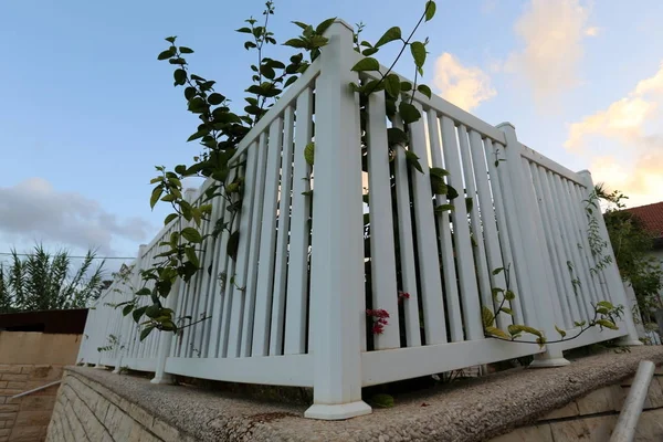 Çitin her zaman sınırı olduğunu 