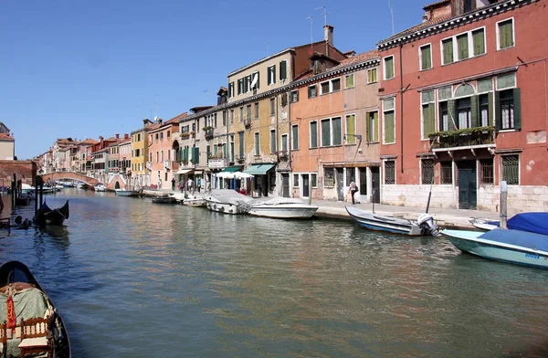 Gôndola - Barco veneziano — Fotografia de Stock