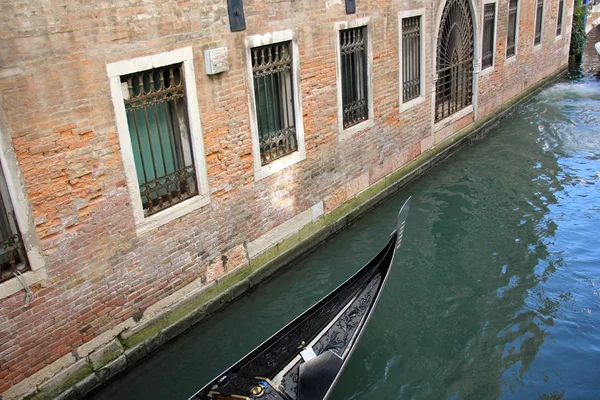 Gôndola - Barco veneziano — Fotografia de Stock