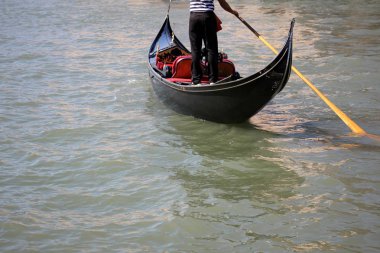 Gondol - Venedik tekne 