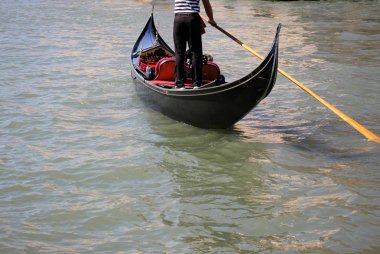 Gondol - Venedik tekne 