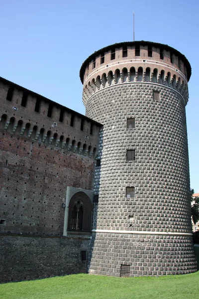 Mura di una vecchia fortezza — Foto Stock