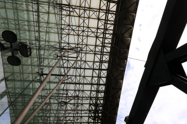 geometri şehrin sokaklarında 