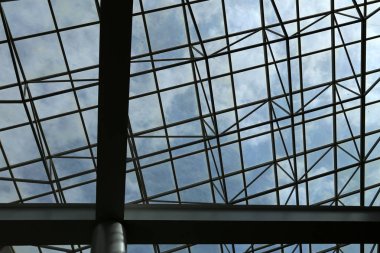 geometri şehrin sokaklarında 