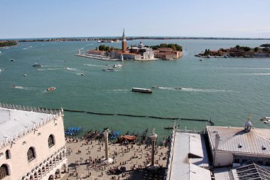 Venedik İtalya bir şehirdir, 