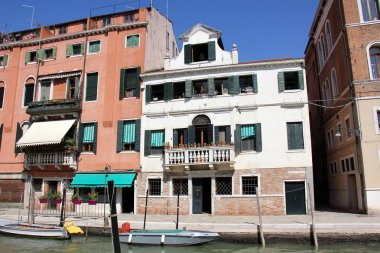 Venedik İtalya bir şehirdir, 